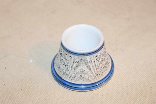 Pyrogene ancien porcelaine - pyrogene, en