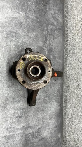 Pivot moyeu avant gauche - avant,