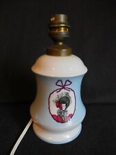 ANCIENNE LAMPE DE CHEVET EN PORCELAINE signée