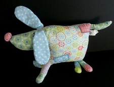 B2. DOUDOU COUSIN SIA CHIEN BLEU VERT ROUGE FLEUR 30c AVEC LA QUEUE EXCEL. ETAT 