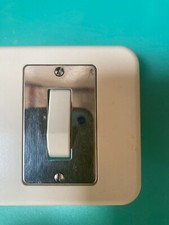 Interrupteur va et vient legrand chambord chrome