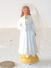 COMMUNIANTE 1950/60 EN PLATRE ET FARINE POUR PIÈCE MONTÉE 