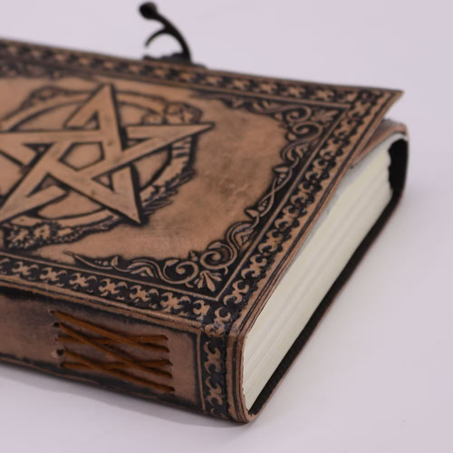 Livre des ombres pentacle - livre,