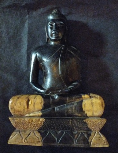 Ancien bouddha en ébène - ancien,