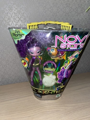 Doll poupée novi - poupée,