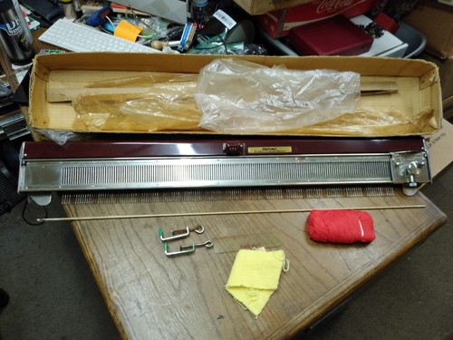 Vtg knitomat deluxe 160 hand - vtg,