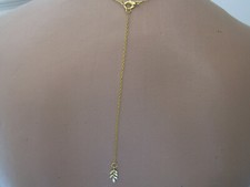 Chute/bijou de dos (collier