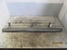 Bas de caisse gauche Nissan