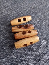  lot de 4 BOUTONS 2 trous  en