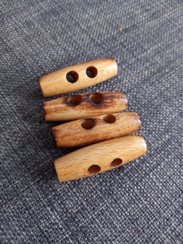 Lot boutons trous en - lot, 2