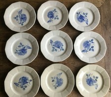 Ensemble de 9 assiettes plates