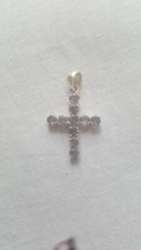 Pendentif en argent (925) et iolites stylisant une croix 