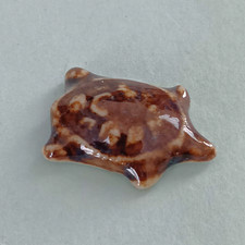 TORTUE marron vernis 2 X 1,5cm / Pierre CASENOVE céramiste plasticien