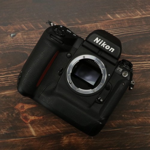 Nikon film camera 35mm slr - f5,