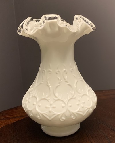 Fenton silver crest vase - silver,