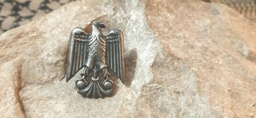Aigle métal identifier - métal,