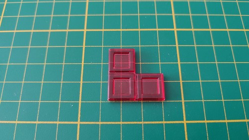 Polyominos rouge triominos - , en