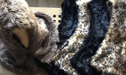 Capuche fausse fourrure - fausse,