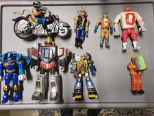 21 figurines ghostbusters sos fantomes Biker Mice Megazord Bandai Batman Simpso
