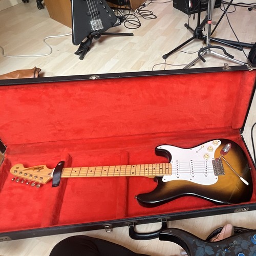 Guitare électrique type