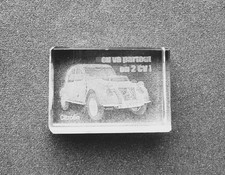 -  Fève verre voiture 2 CV