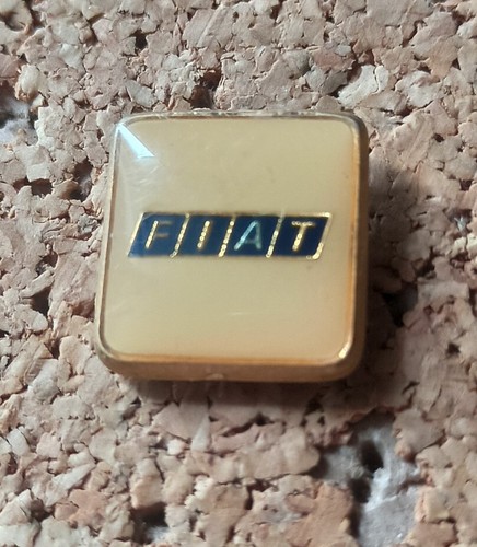 Pin fiat emblème - emblème, sigle