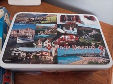 Boite en metal rectangulaire