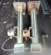 Outillage Remorque Béquilles