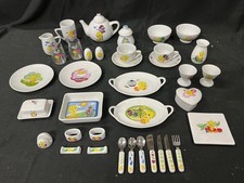 703/  DINETTE SERVICE