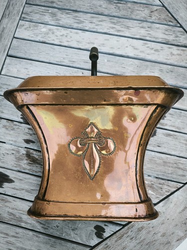 Fontaine cuivre sculptée en - cuivre,