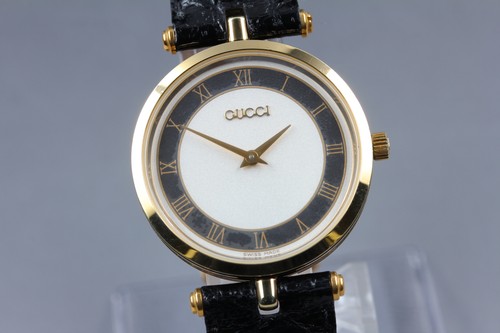 Presque comme neuve montre - neuve],