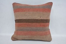 Coussin rouge 12 « x 12 »