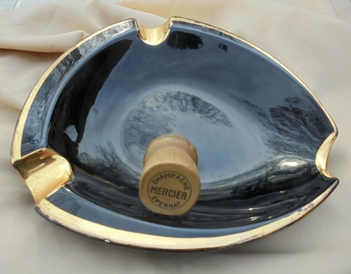 Ancien grand cendrier - grand,