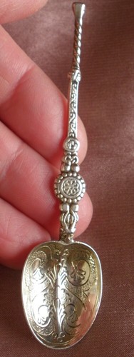 Cuillère moka guillochée - cuillère,