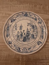 6 superbes assiettes dessert/ salade " la révolution Française "