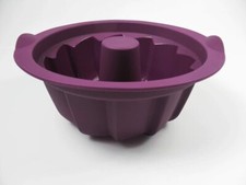 MOULE A BRIOCHE 2 LITRES TUPPERWARE - NEUF -  VIOLET - NEUF