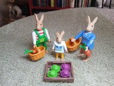 Pâques PLAYMOBIL N°1 - Famille de lapins carottes salades choux casier paniers