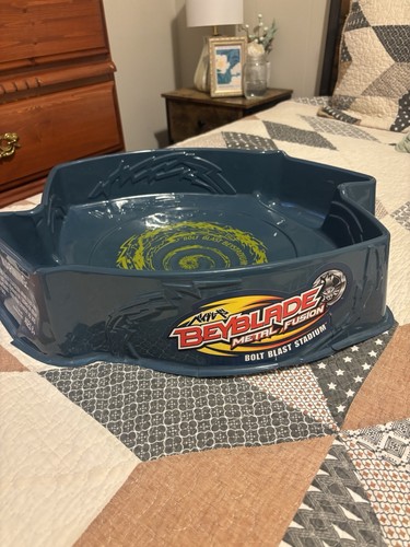 Beyblade metal fusion bolt - beyblade,
