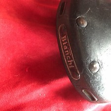 BIANCHI / ITALIA (ancienne selle cuir pour vélo Bianchi des années 1950) RARE