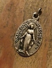  Médaille Religieuse Ancienne