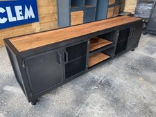 Meuble TV industriel mètal et noyer