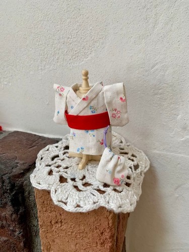 Tenue poupée japonaise - de,