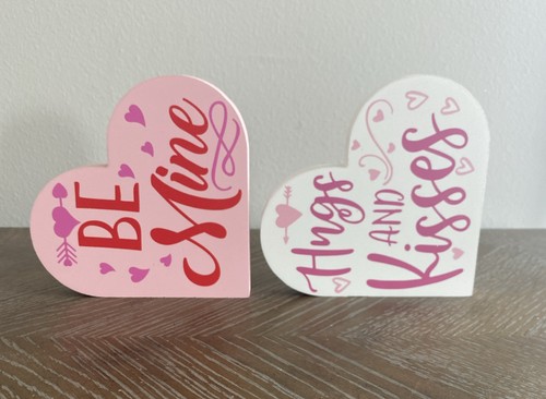 Pcs wood hugs sign - 2,