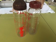 Lot de deux biberons anciens