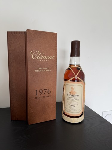 Rhum clement 1976 très - clement,