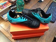 Chaussure de foot enfants Nike Taille 36 neuve