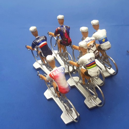 Lot cyclistes miniatures - 6,