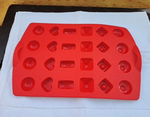 Tupperware moule a - ,