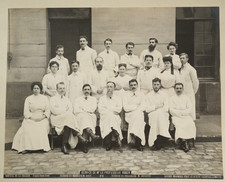 TIRAGE PHOTO Argentique France PARIS Groupe HOPITAL DE LA CHARITE 1910 22X28cm