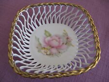 Petite corbeille - porcelaine de Roumanie.